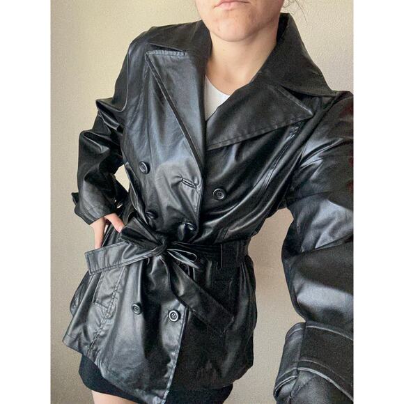 Vintage y2k 90s Jennyfer J black faux leather pleather short trench coat jacket - Picture 1 of 10